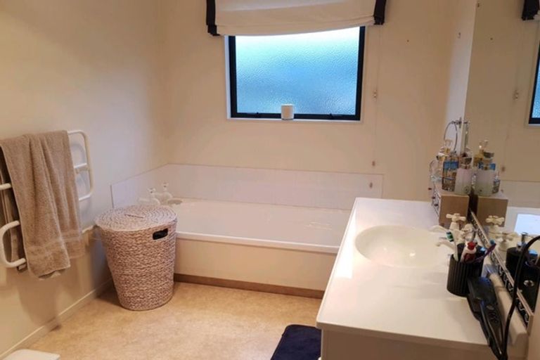 Photo of property in 24 Olympus Way, Richmond, 7020