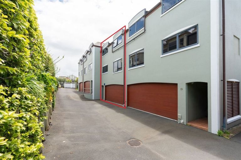 Photo of property in 17 Radnor Street, Hamilton Central, Hamilton, 3204