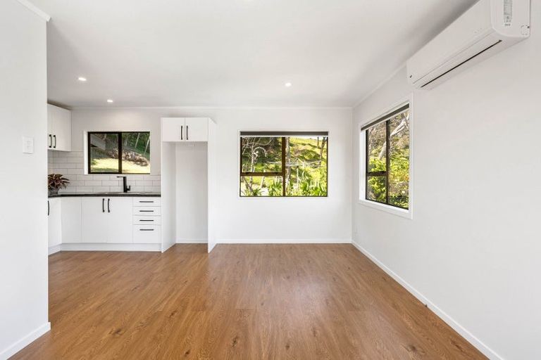 Photo of property in 43a Whiritoa Beach Road, Whiritoa, Whangamata, 3691