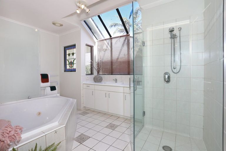 Photo of property in 14 Dunallen Avenue, Marton, 4710