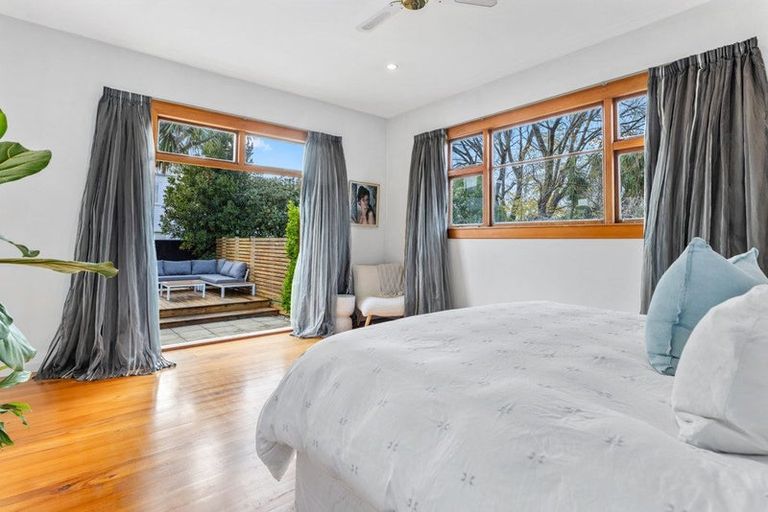 Photo of property in 28 Cleveland Street, Edgeware, Christchurch, 8013