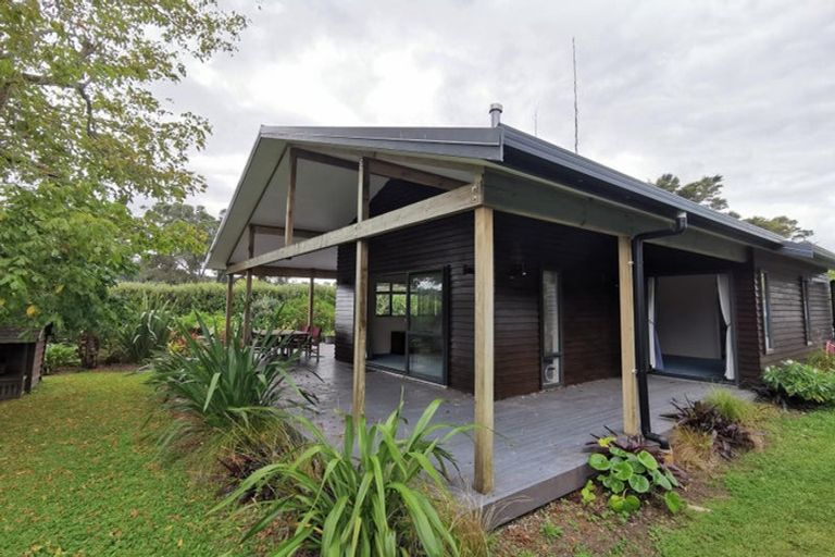 Photo of property in 68 Rame Road, Greenhithe, Auckland, 0632