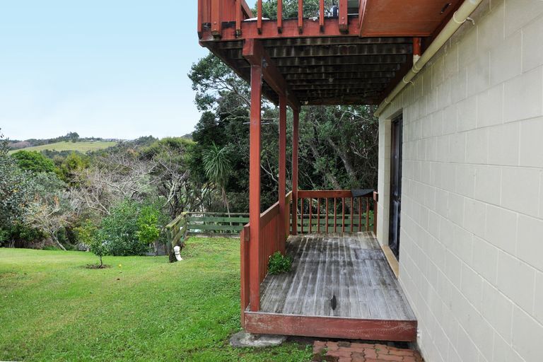 Photo of property in 14 Kendale Drive, Leigh, 0985