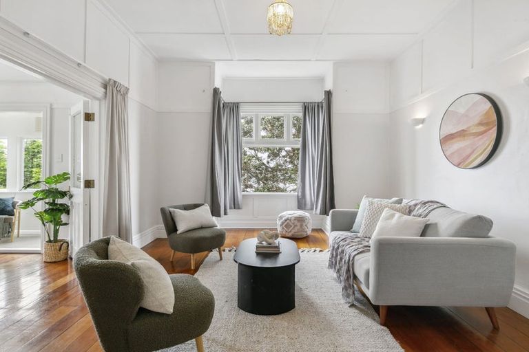 Photo of property in 3/57 Central Terrace, Kelburn, Wellington, 6012