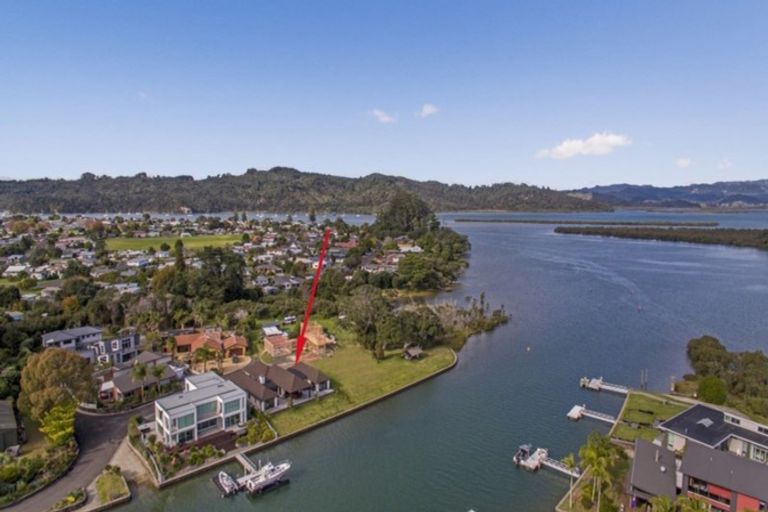 Photo of property in 88 South Highway East, Whitianga, 3510