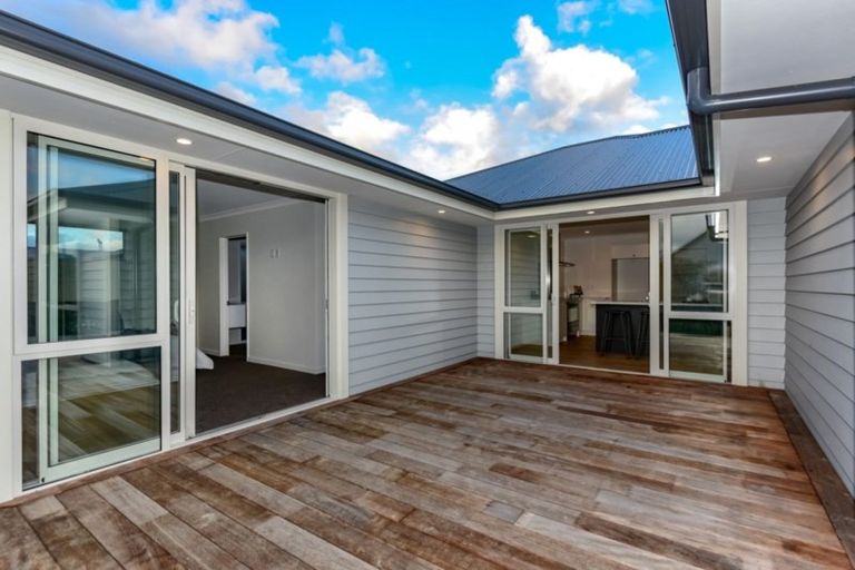 Photo of property in 5 Cressy Place, Darfield, 7510