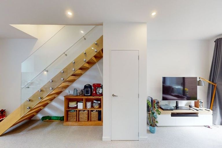 Photo of property in 34 Palm Grove, Berhampore, Wellington, 6023