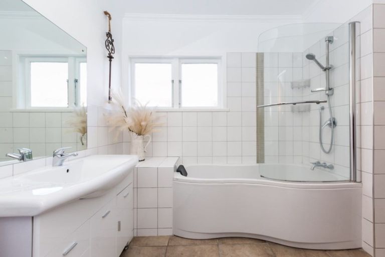 Photo of property in 29 Te Aute Road, Havelock North, 4130