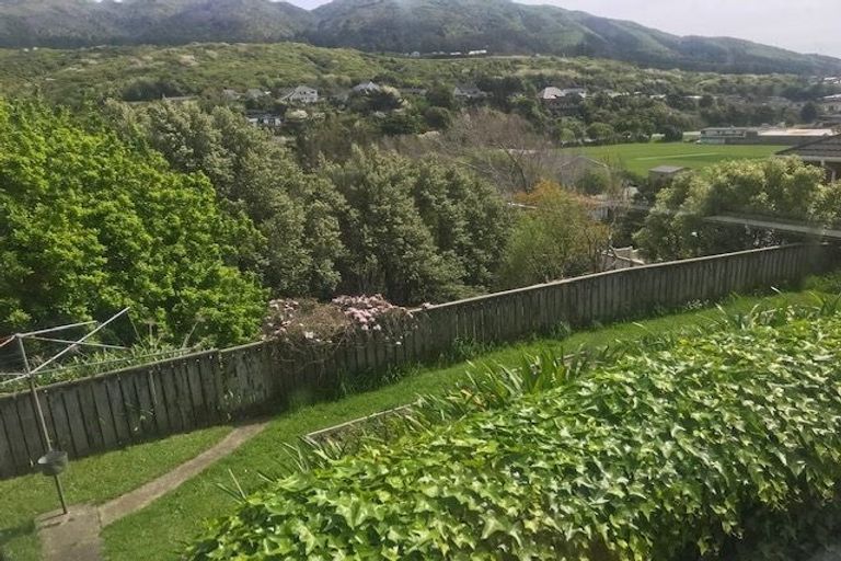 Photo of property in 39 Handyside Street, Tawa, Wellington, 5028