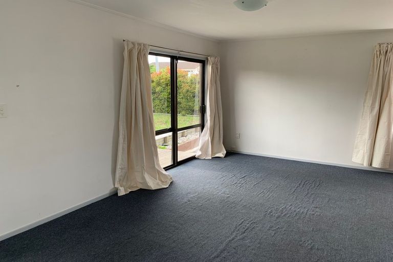 Photo of property in 34 Taitimu Drive, Weymouth, Auckland, 2103