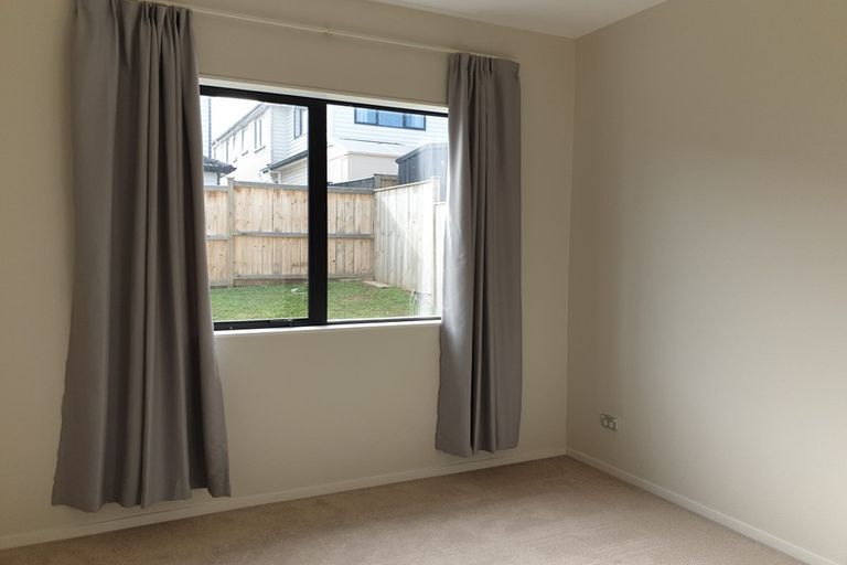 Photo of property in 18 Lisnoble Road, Flat Bush, Auckland, 2019