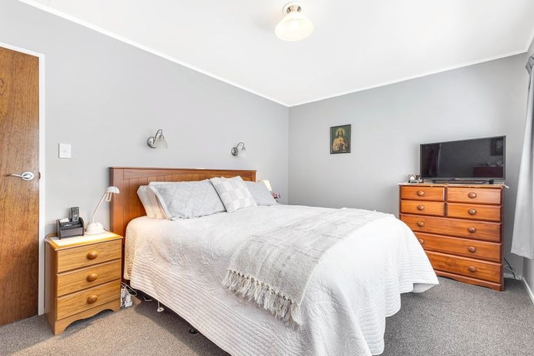 Photo of property in 16 Burtts Road, Durie Hill, Whanganui, 4500