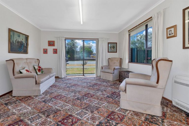 Photo of property in 9 Buckham Street, Rangiora, 7400