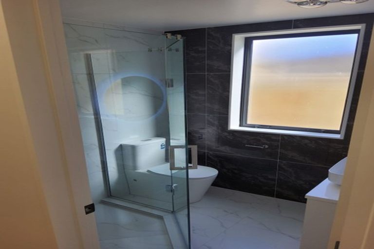 Photo of property in 24 Matahae Drive, Flat Bush, Auckland, 2019