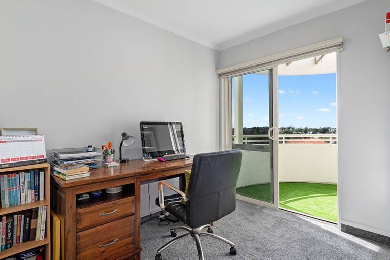 Photo of property in 5 Sterling Gate Drive, Bethlehem, Tauranga, 3110