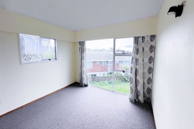 Photo of property in 54 Colwill Road, Massey, Auckland, 0614