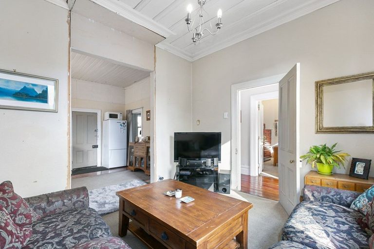 Photo of property in 10 Rennie Street, Green Island, Dunedin, 9018