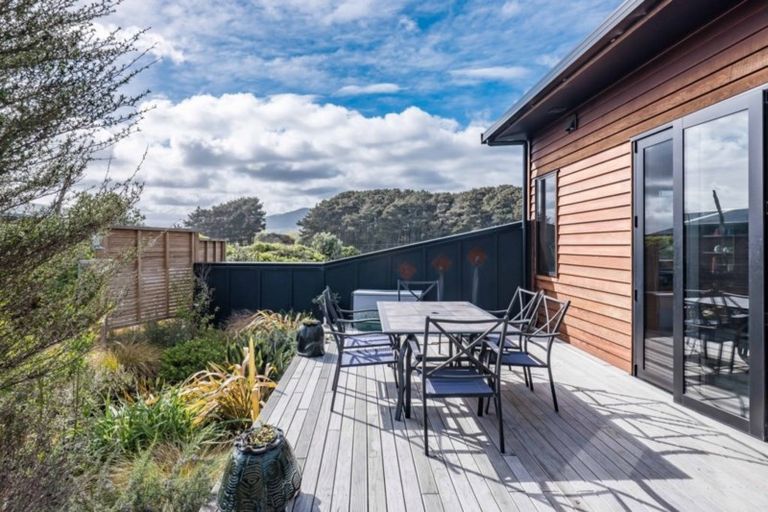 Photo of property in 88a Paetawa Road, Peka Peka, Waikanae, 5391