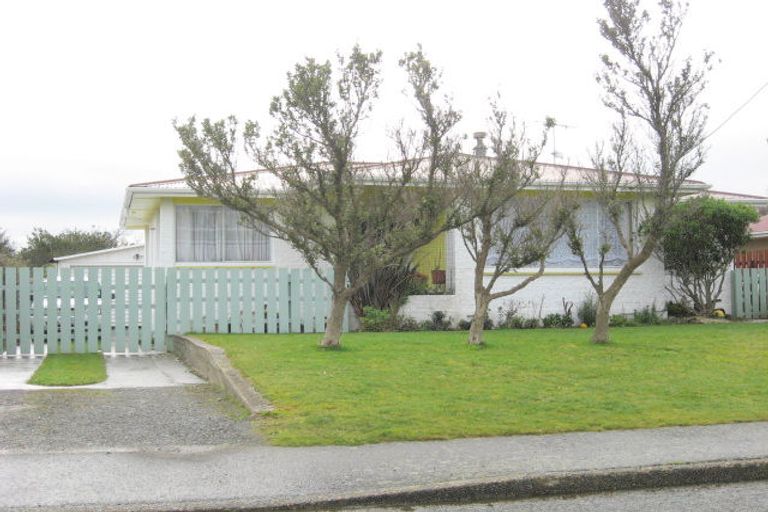 Photo of property in 38 Vernon Street, Kingswell, Invercargill, 9812