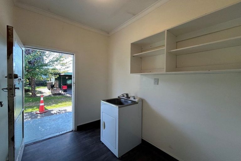 Photo of property in 1406 Woodstock Avenue, Mayfair, Hastings, 4122