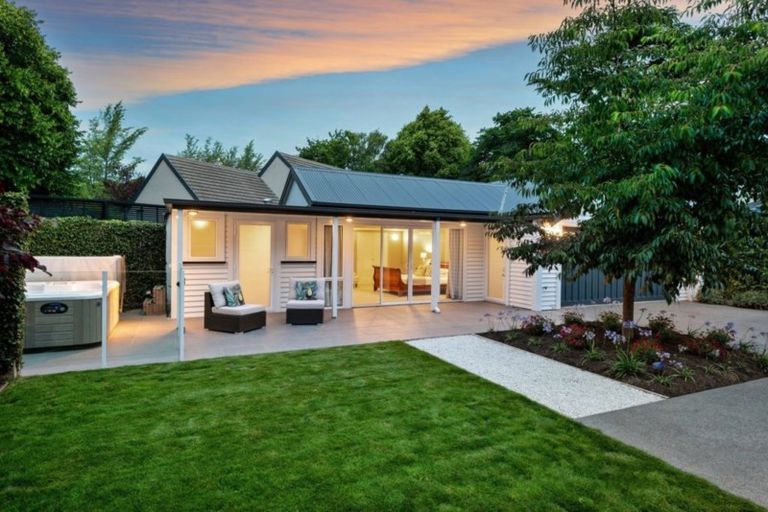 Photo of property in 22 Wai-iti Terrace, Burnside, Christchurch, 8053