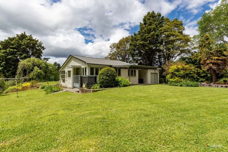 Photo of property in 4 Bridge Road, Birchville, Upper Hutt, 5018