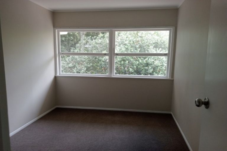 Photo of property in 57 Lawrence Crescent, Hillpark, Auckland, 2102