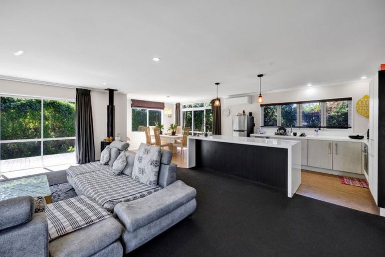 Photo of property in 18 Fox Street, Okato, 4335