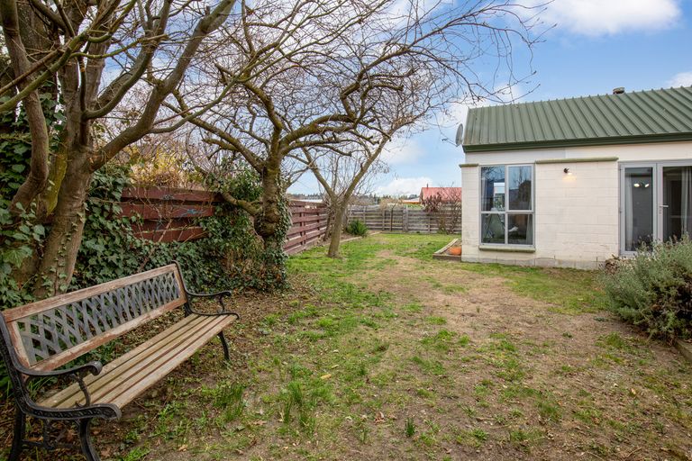 Photo of property in 76 Ashworth Street, Alexandra, 9320