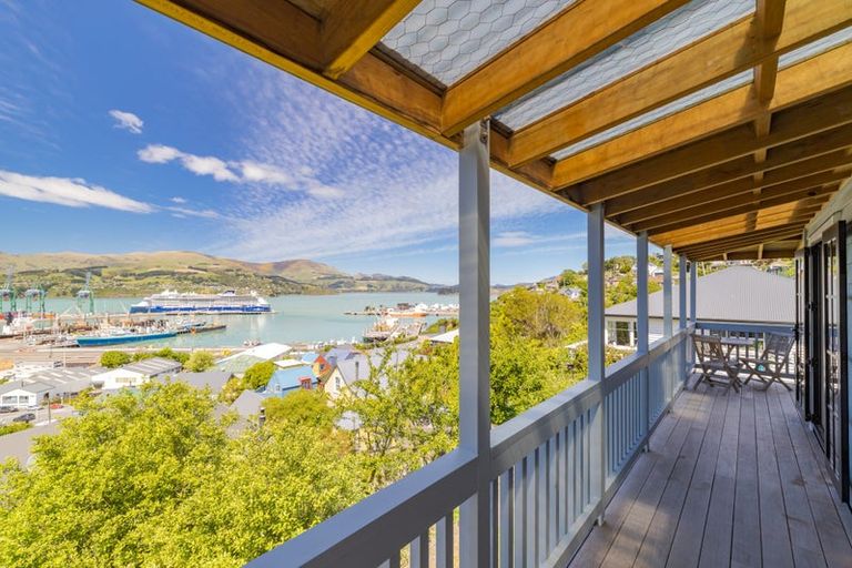 Photo of property in 24 Jacksons Road, Lyttelton, 8082
