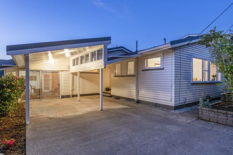Photo of property in 28 Norwich Street, Wadestown, Wellington, 6012