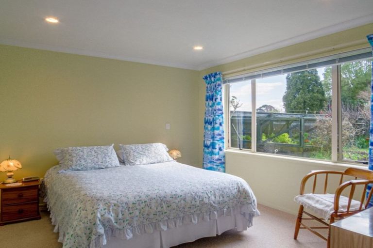 Photo of property in 14 Walnut Grove, Whakatane, 3120