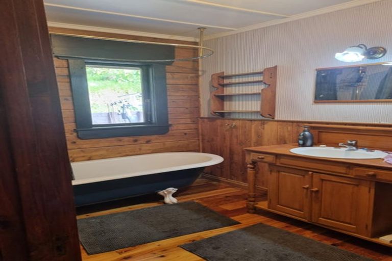 Photo of property in 329 Vinegar Hill Road, Kauri, 0185