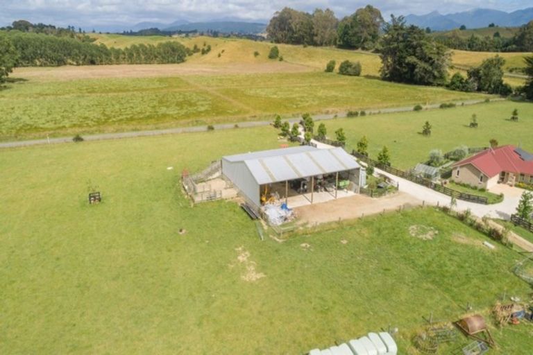 Photo of property in 50 Rosedale Road, Upper Moutere, 7175