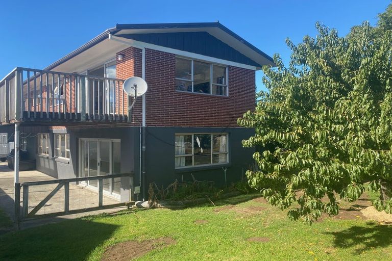 Photo of property in 3 Marama Place, One Tree Point, 0118