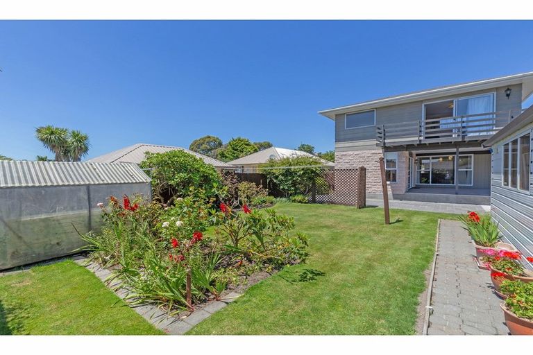 Photo of property in 335 Woodham Road, Wainoni, Christchurch, 8061