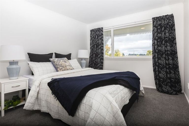 Photo of property in 42 Featherstone Avenue, Kairaki, 7630