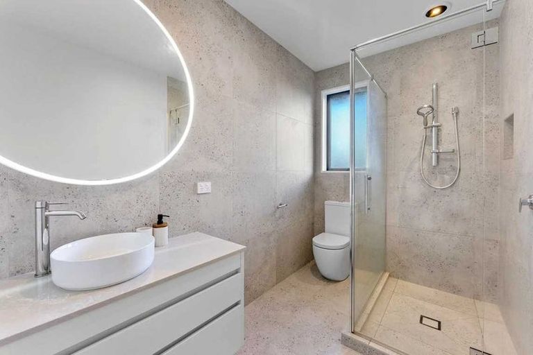 Photo of property in 82 Hayfield Way, Karaka, Papakura, 2113