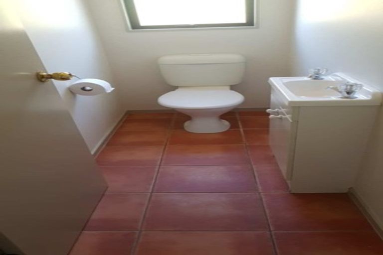 Photo of property in 6 Ruze Vida Drive, Massey, Auckland, 0614