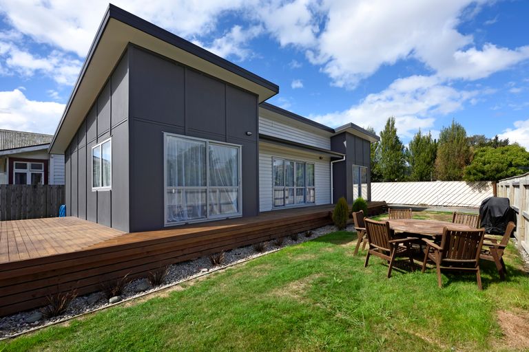 Photo of property in 93 Ellis Street, Brightwater, 7022