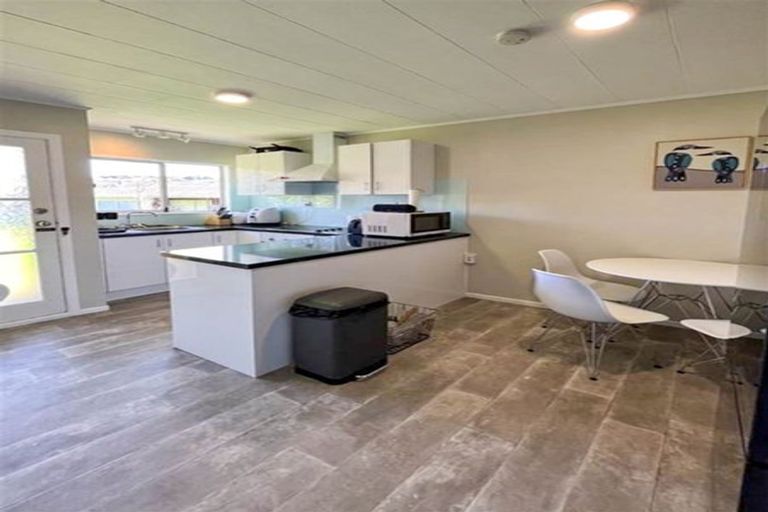 Photo of property in 1/10 Petherick Crescent, Johnsonville, Wellington, 6037