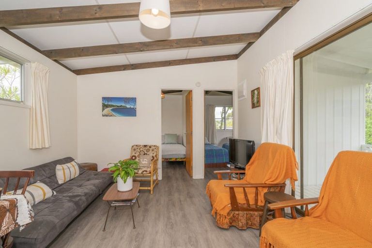 Photo of property in 37a Hardy Place, Cooks Beach, Whitianga, 3591