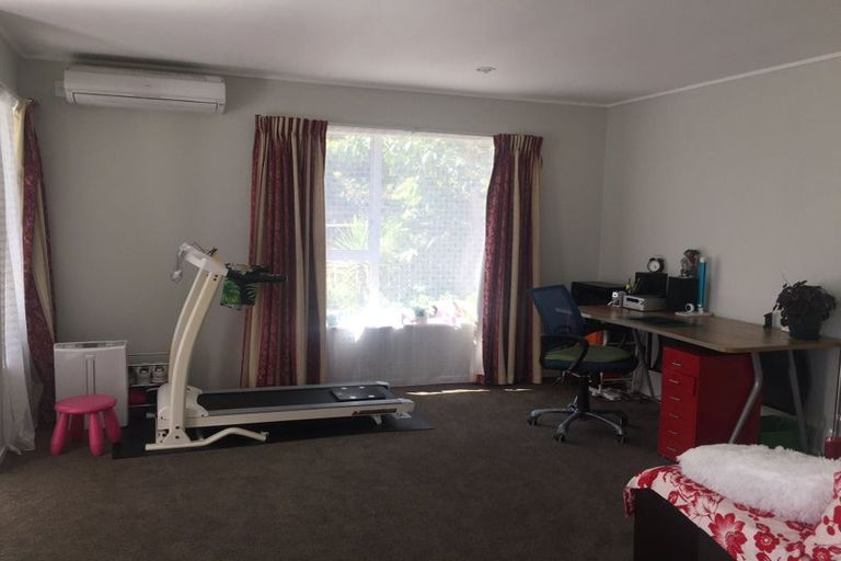 Photo of property in 36a Chamberlain Road, Karori, Wellington, 6012