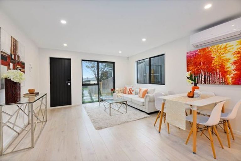 Photo of property in 118 Hyperion Drive, Randwick Park, Auckland, 2105