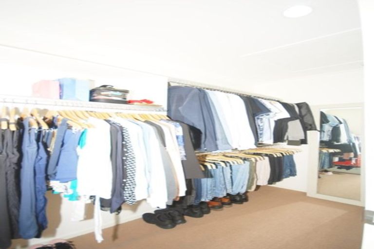 Photo of property in 11 Lilybank Crescent, East Tamaki, Auckland, 2013