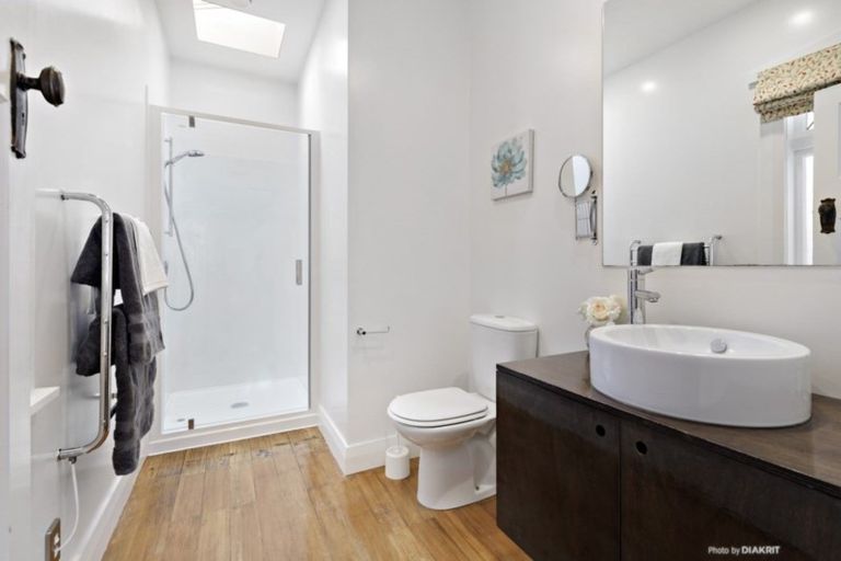 Photo of property in 22 Eden Street, Island Bay, Wellington, 6023