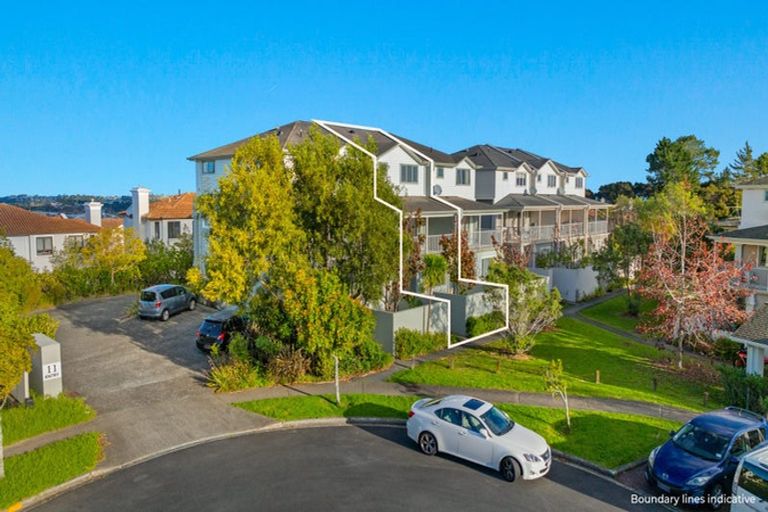 Photo of property in The Rise, 2/11 Hatfield Place, Albany Heights, Auckland, 0632