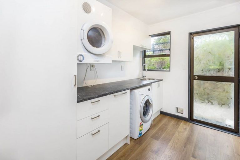 Photo of property in 13 Seymour Grove, Kingsley Heights, Upper Hutt, 5018