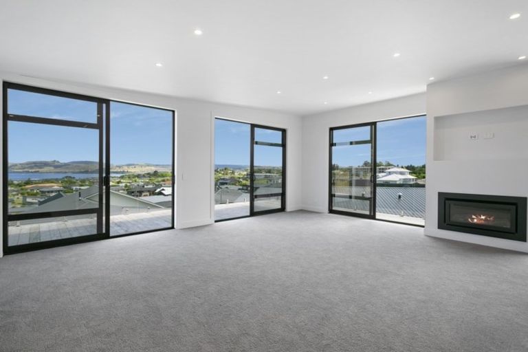 Photo of property in 32 Coprosma Crescent, Waipahihi, Taupo, 3330