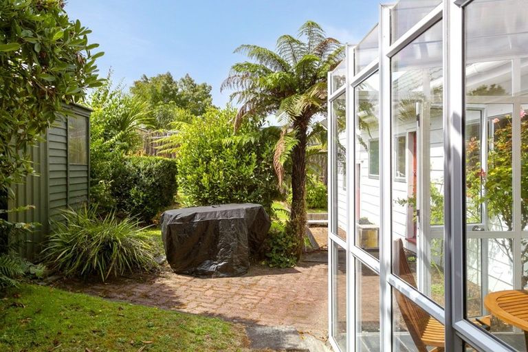 Photo of property in 18 Kurupae Road, Hilltop, Taupo, 3330